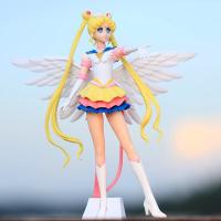 Ay savaşçısı sailormoon figürü